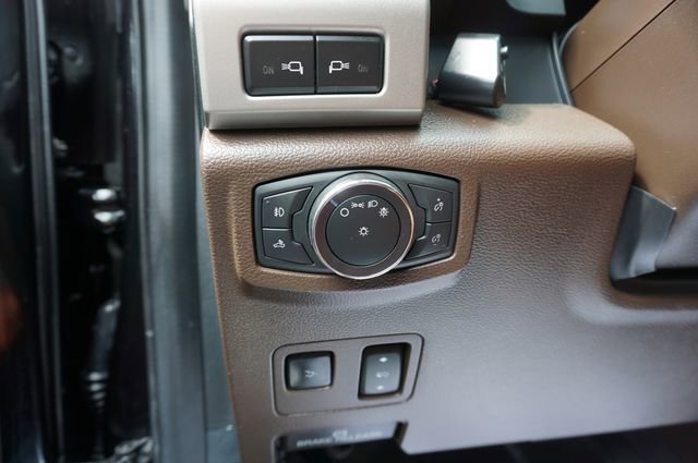 Certified 2020 Ford F250 King Ranch w/ King Ranch Ultimate Package AWD/4WD image 35