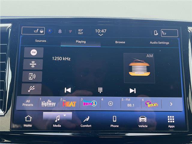 Used 2025 Chrysler Pacifica Select FWD image 22