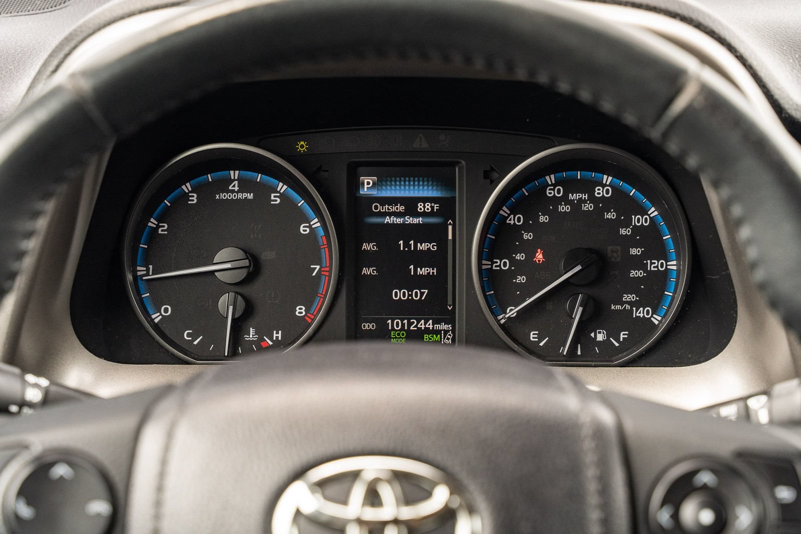 Used 2018 Toyota RAV4 XLE w/ Plus Extra Value Package FWD image 23