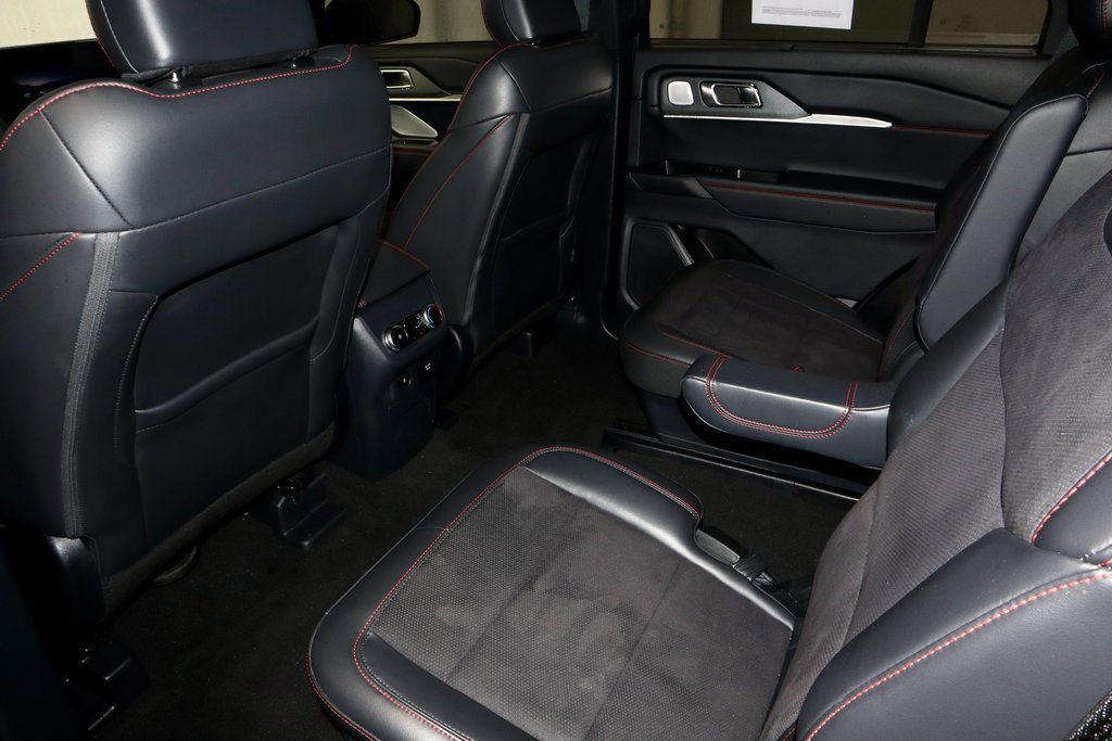 Certified 2025 Ford Explorer ST image 20