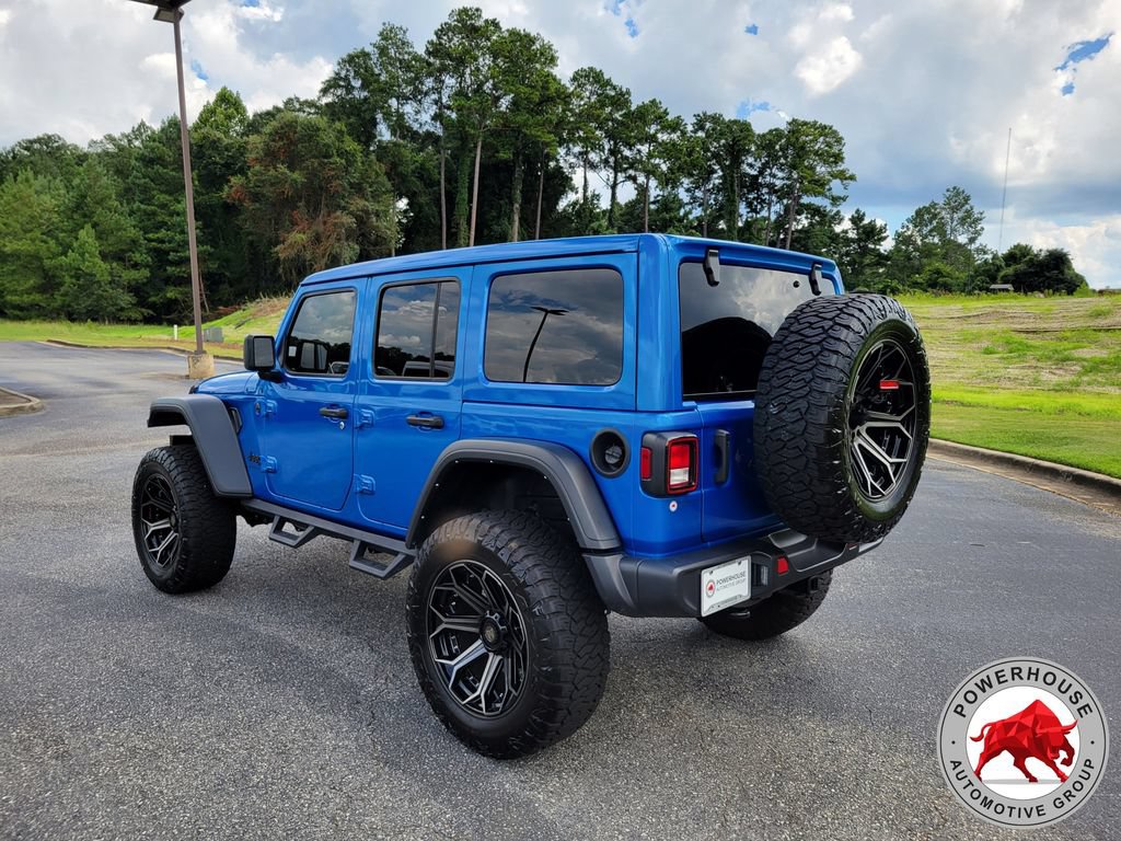 Used 2024 Jeep Wrangler Unlimited Sport AWD/4WD image 3