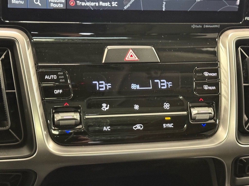 Used 2023 Kia Sorento S w/ Panoramic Sunroof Package image 19