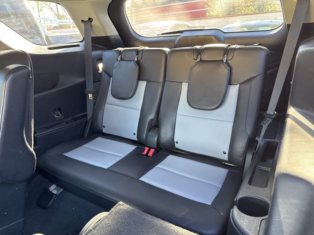 Certified 2022 Ford Explorer XLT w/ Equipment Group 202A image 21