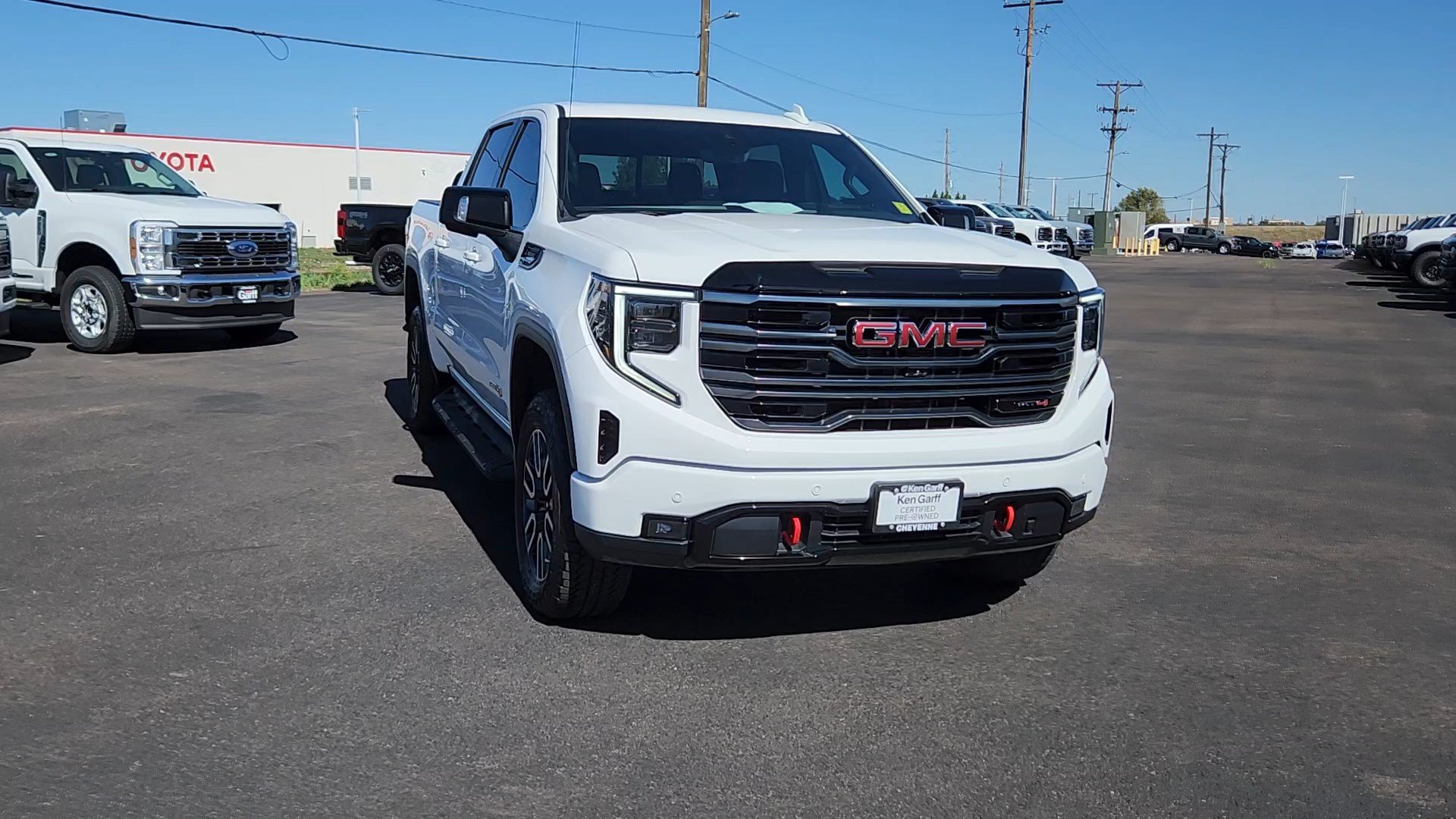 Used 2026 GMC Sierra 1500 AT4 w/ AT4 Premium Package AWD/4WD image 4