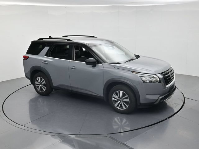 Used 2024 Nissan Pathfinder SL AWD/4WD image 45