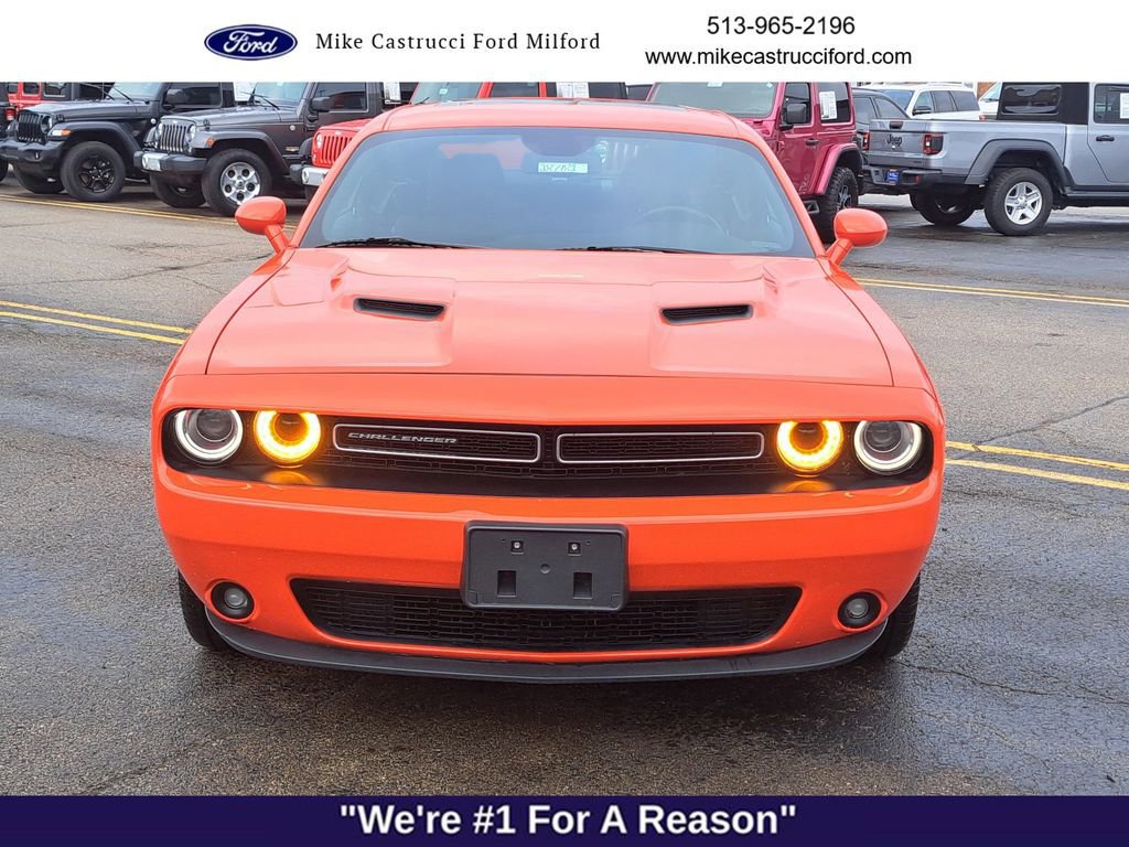 Used 2021 Dodge Challenger SXT w/ Driver Convenience Group image 8
