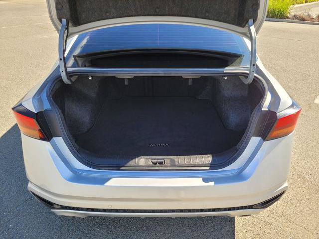 Used 2023 Nissan Altima 2.5 SL FWD image 10