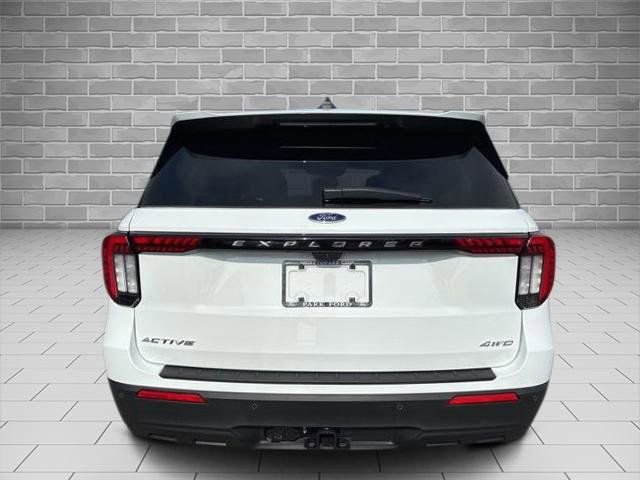 Certified 2025 Ford Explorer Active image 4