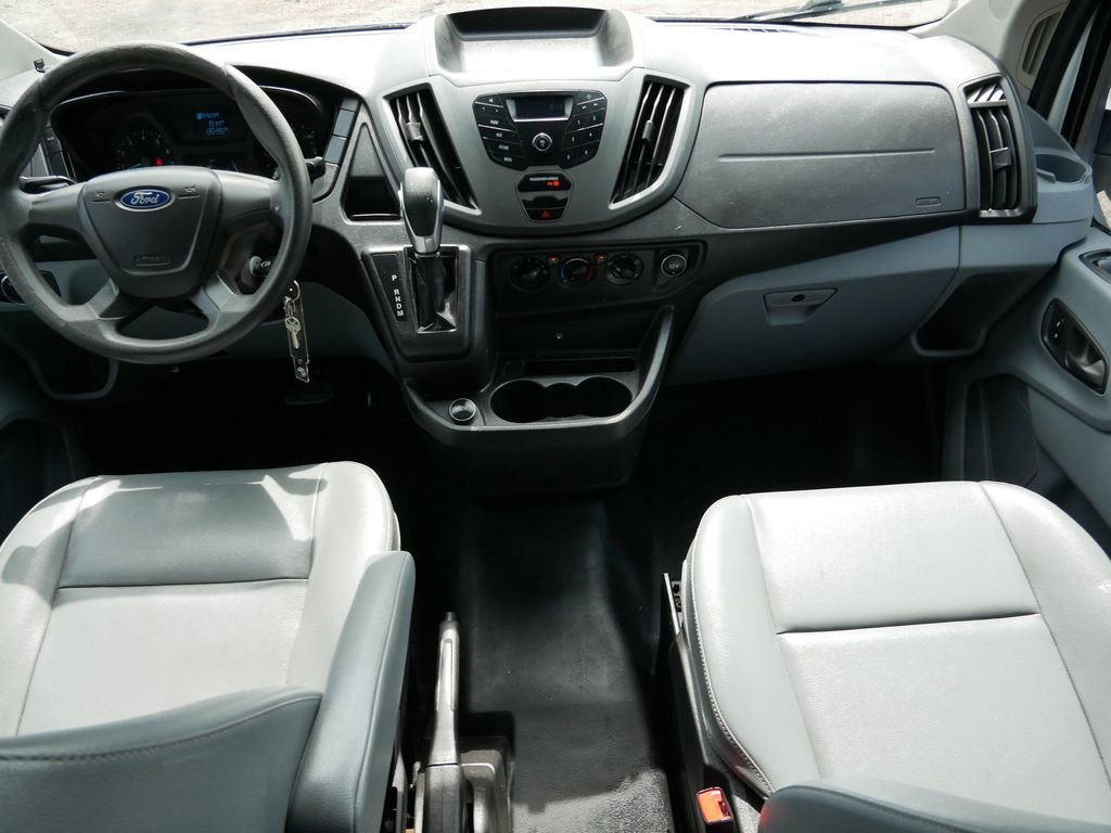 Certified 2018 Ford Transit 150 130 Low Roof RWD image 13