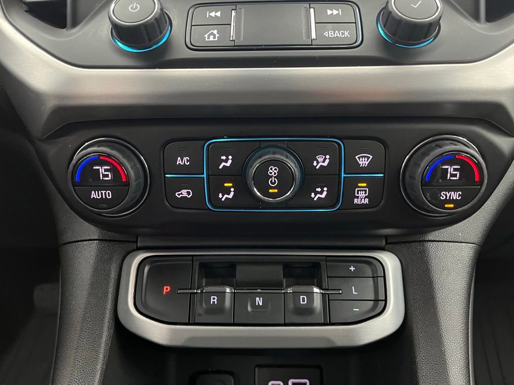 Used 2023 GMC Acadia SLE w/ Driver Convenience Package image 12