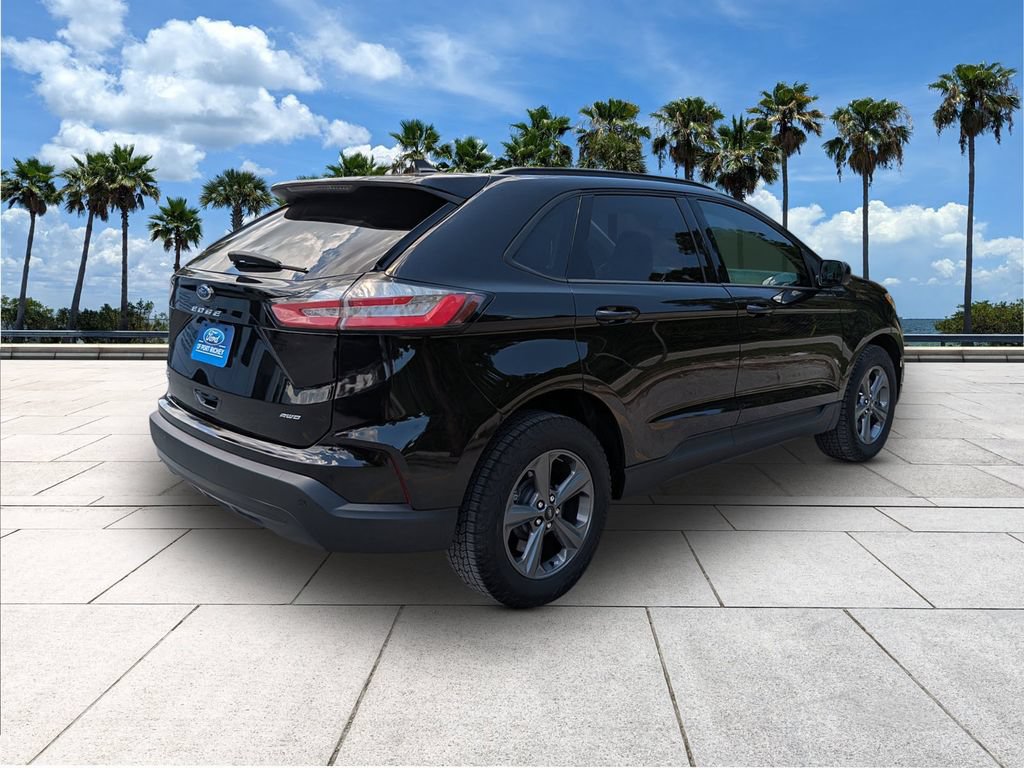 Certified 2024 Ford Edge SEL w/ Sport Appearance Package AWD/4WD image 7