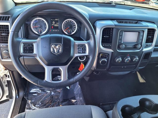 Used 2022 RAM 1500 Classic SLT image 9
