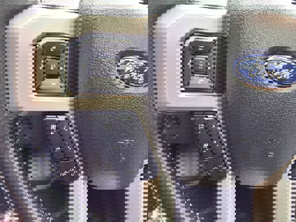 Certified 2020 Ford F150 Lariat w/ Equipment Group 502A Luxury image 20