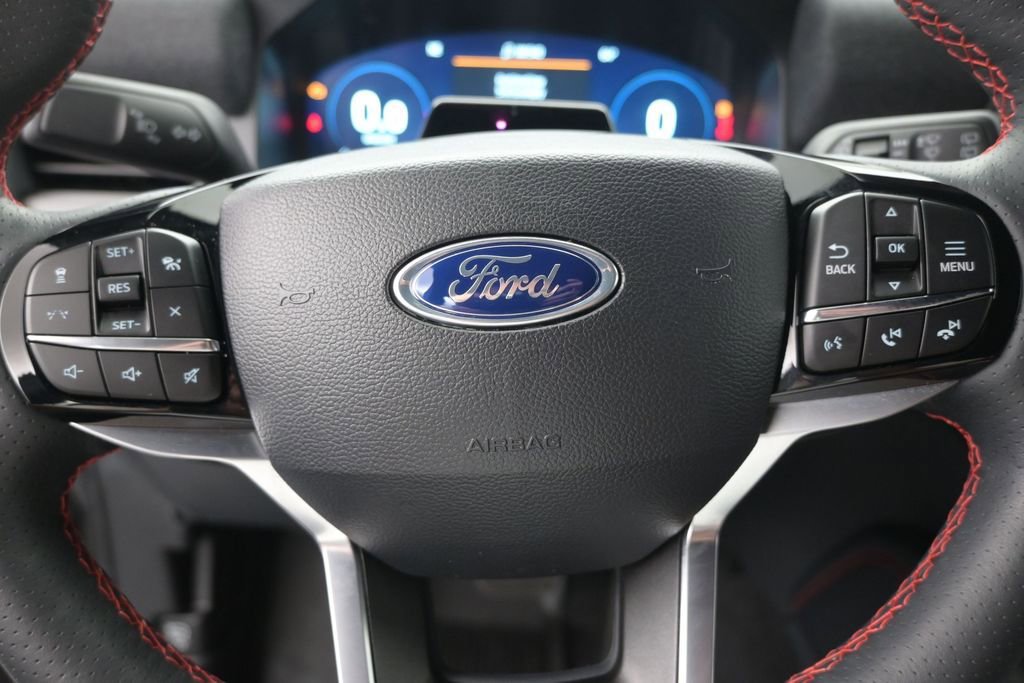 Certified 2025 Ford Explorer ST-Line RWD image 24