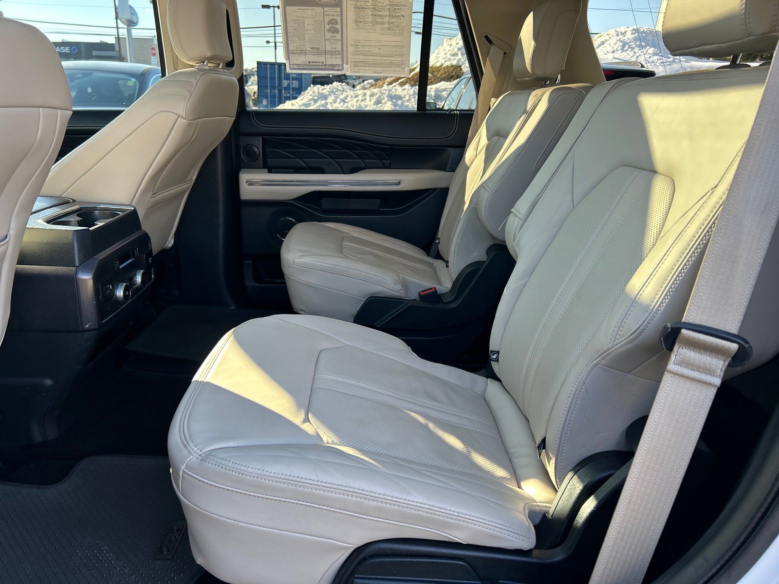 Certified 2022 Ford Expedition Platinum image 9