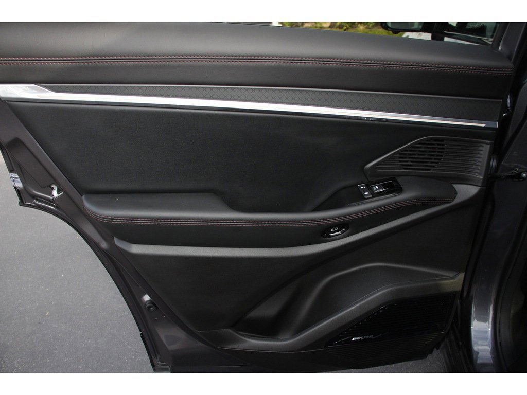 Used 2025 Jeep Wagoneer S Limited image 19