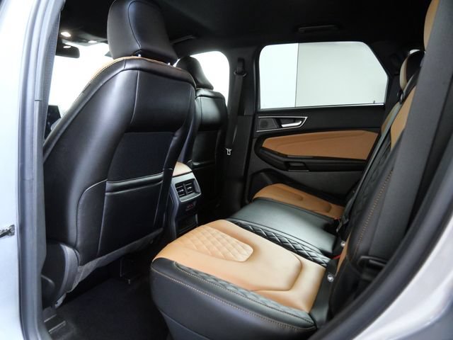 Certified 2023 Ford Edge Titanium w/ Equipment Group 301A AWD/4WD image 12