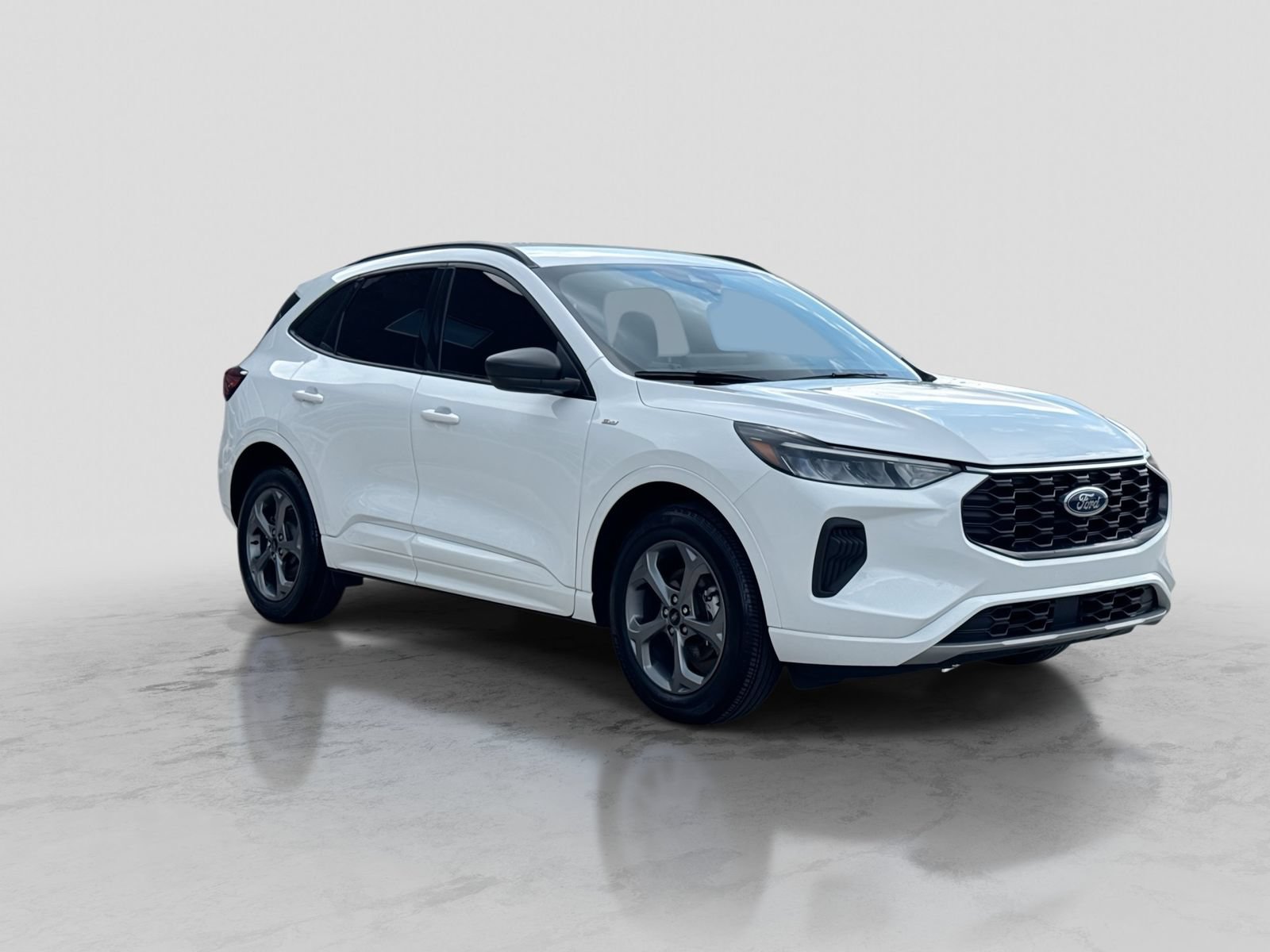 Certified 2023 Ford Escape ST-Line w/ Tech Pack #1 AWD/4WD image 10