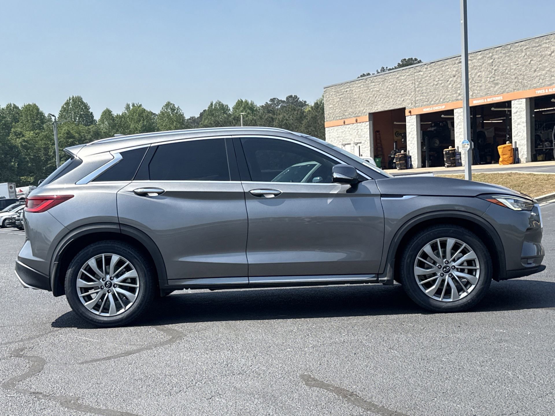 Used 2023 INFINITI QX50 Luxe image 23
