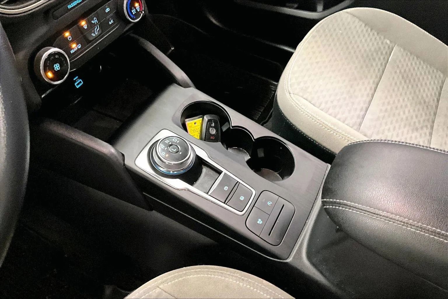 Certified 2022 Ford Escape SE image 16