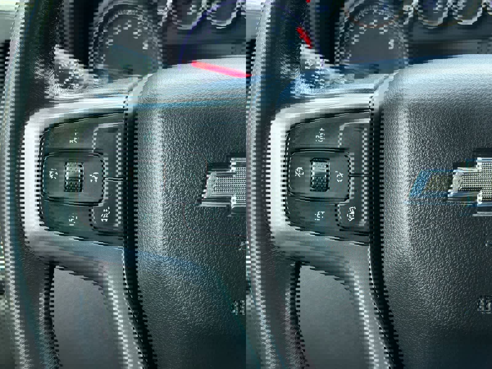 Used 2022 Chevrolet Silverado 1500 RST w/ Z71 Off-Road Package image 24