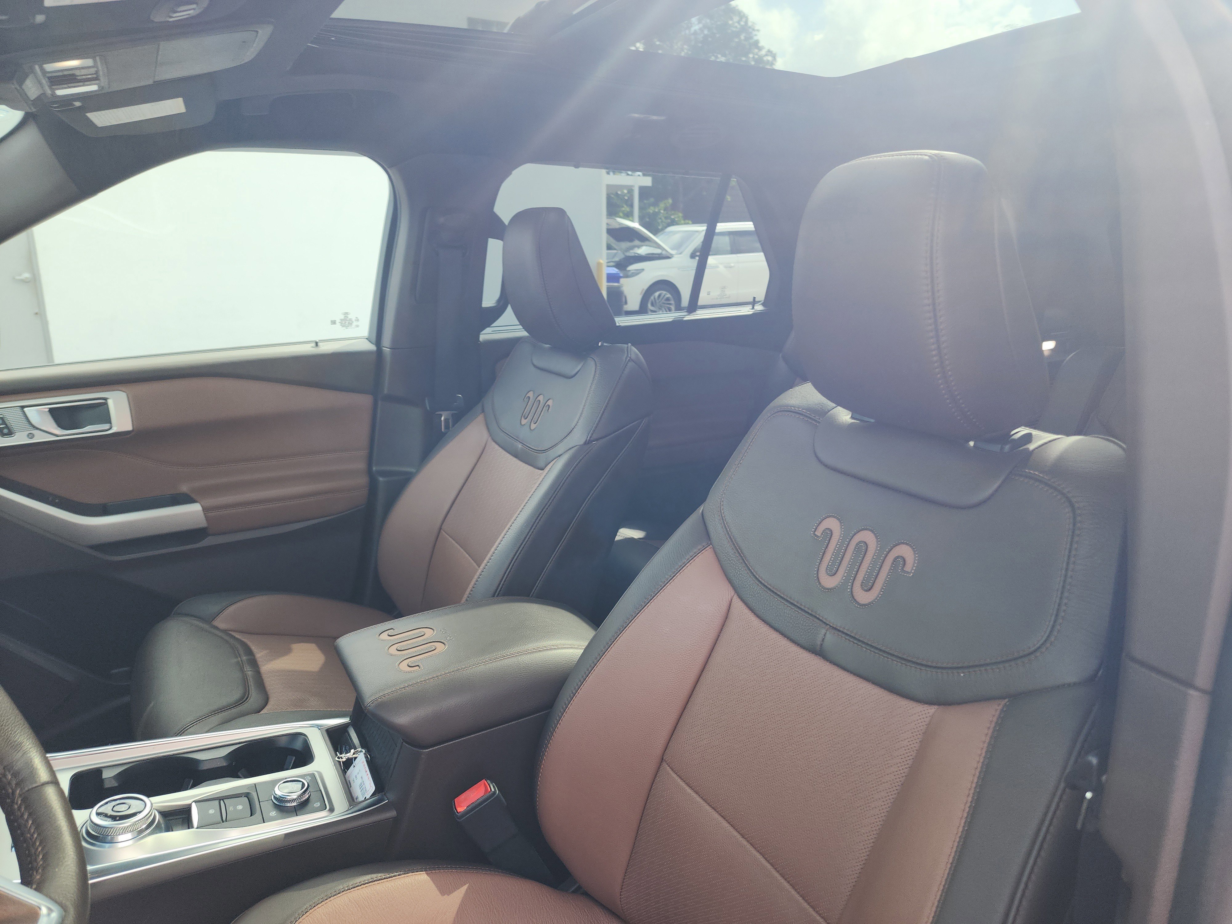 Certified 2023 Ford Explorer King Ranch w/ Class IV Trailer Tow Package image 14