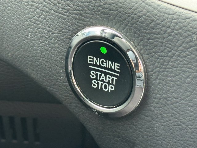 Certified 2024 Ford Edge SEL w/ Convenience Package AWD/4WD image 16