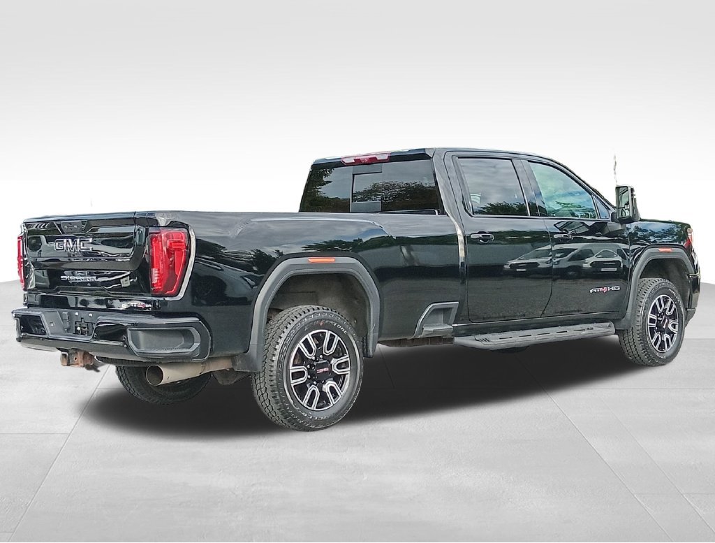 Used 2023 GMC Sierra 2500 AT4 w/ AT4 Premium Plus Package AWD/4WD image 3