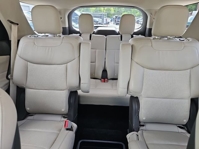 Certified 2020 Ford Explorer Platinum w/ Premium Technology Package AWD/4WD image 26