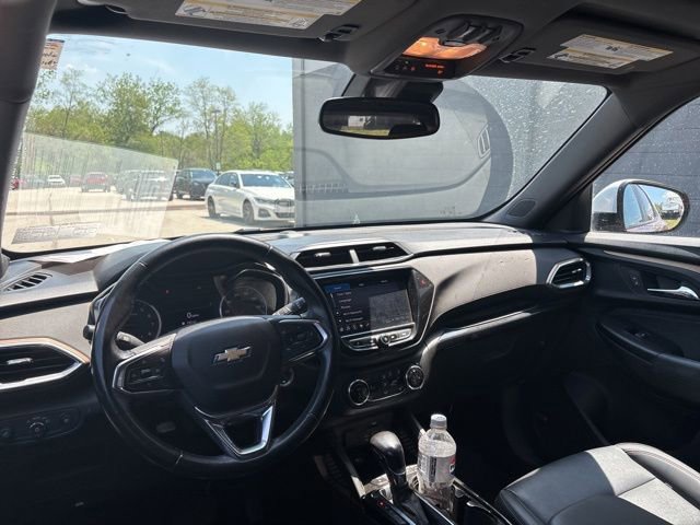 Used 2021 Chevrolet TrailBlazer ACTIV w/ Sun and Liftgate Package AWD/4WD image 32