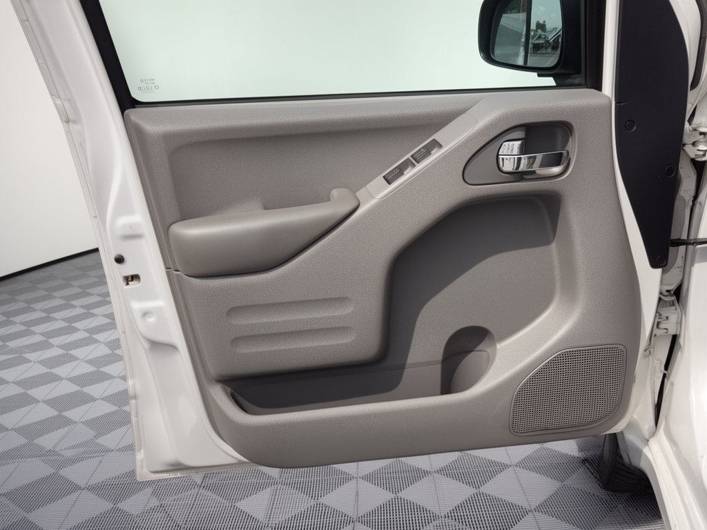 Used 2019 Nissan Frontier SV RWD image 14