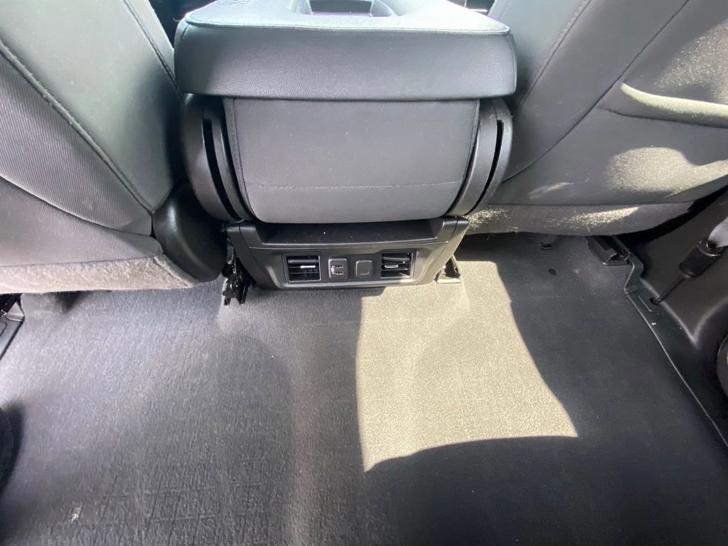 Used 2022 Chevrolet Silverado 2500 LT w/ Convenience Package image 24