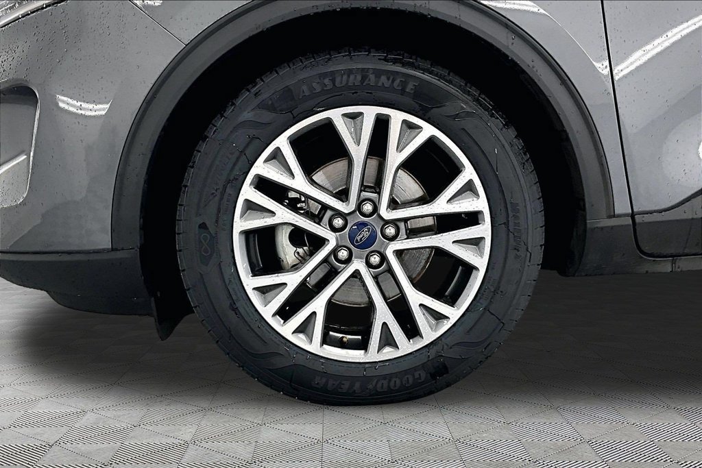 Certified 2022 Ford Escape SEL FWD image 9