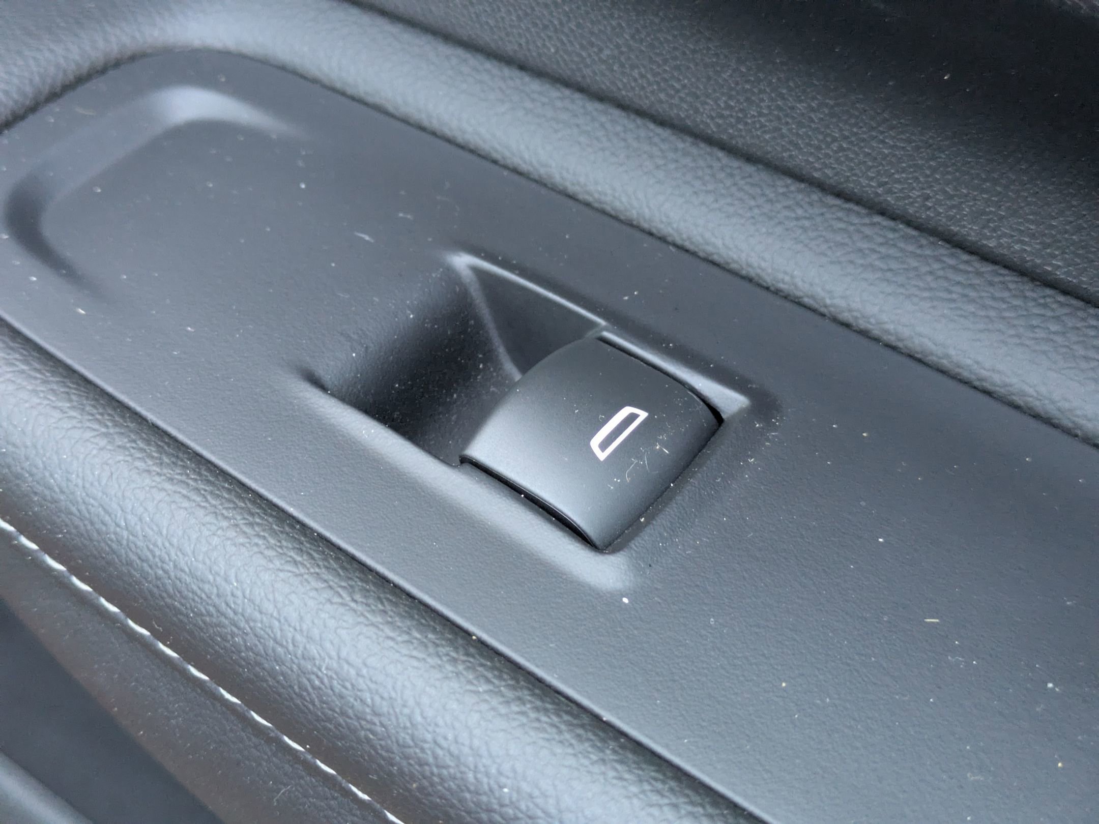 Used 2023 GMC Terrain SLE w/ Driver Convenience Package image 36