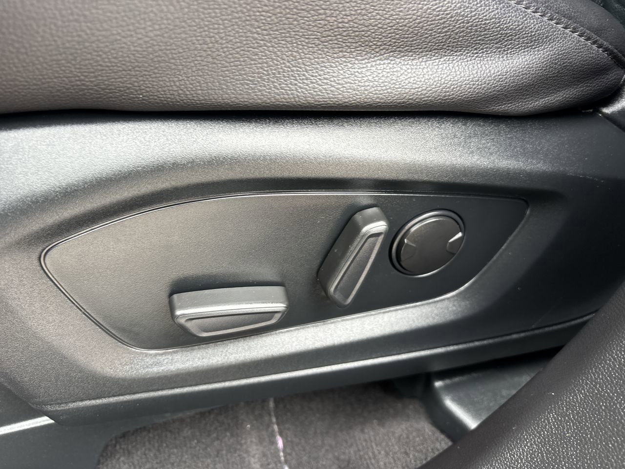 Certified 2023 Ford Explorer ST w/ Equipment Group 401A AWD/4WD image 27