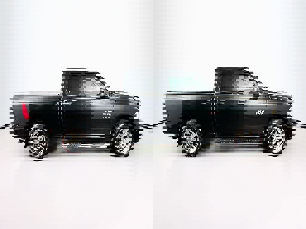 Used 2018 RAM 1500 Express w/ Express Value Package image 6