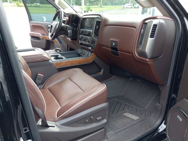 Used 2019 Chevrolet Silverado 2500 High Country w/ Duramax Plus Package AWD/4WD image 14