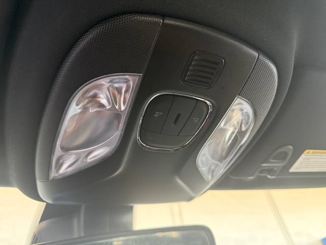Used 2024 Jeep Compass Latitude AWD/4WD image 5