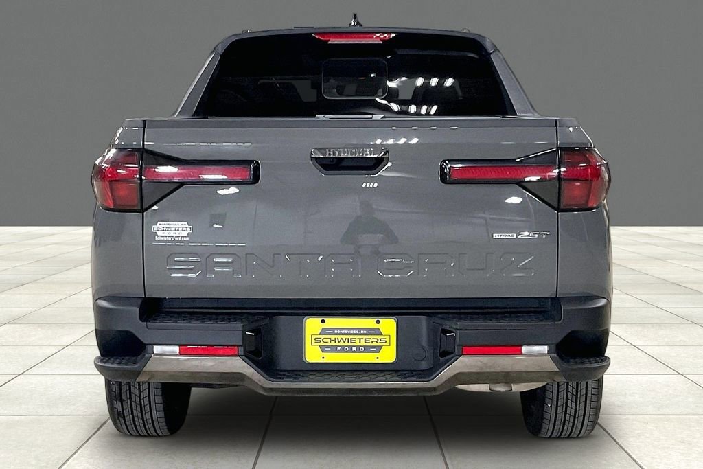 Used 2025 Hyundai Santa Cruz Limited image 3