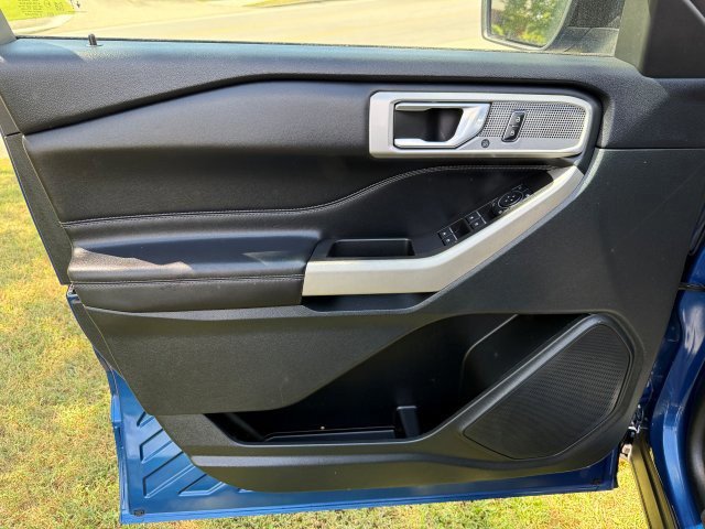 Certified 2023 Ford Explorer Limited image 11