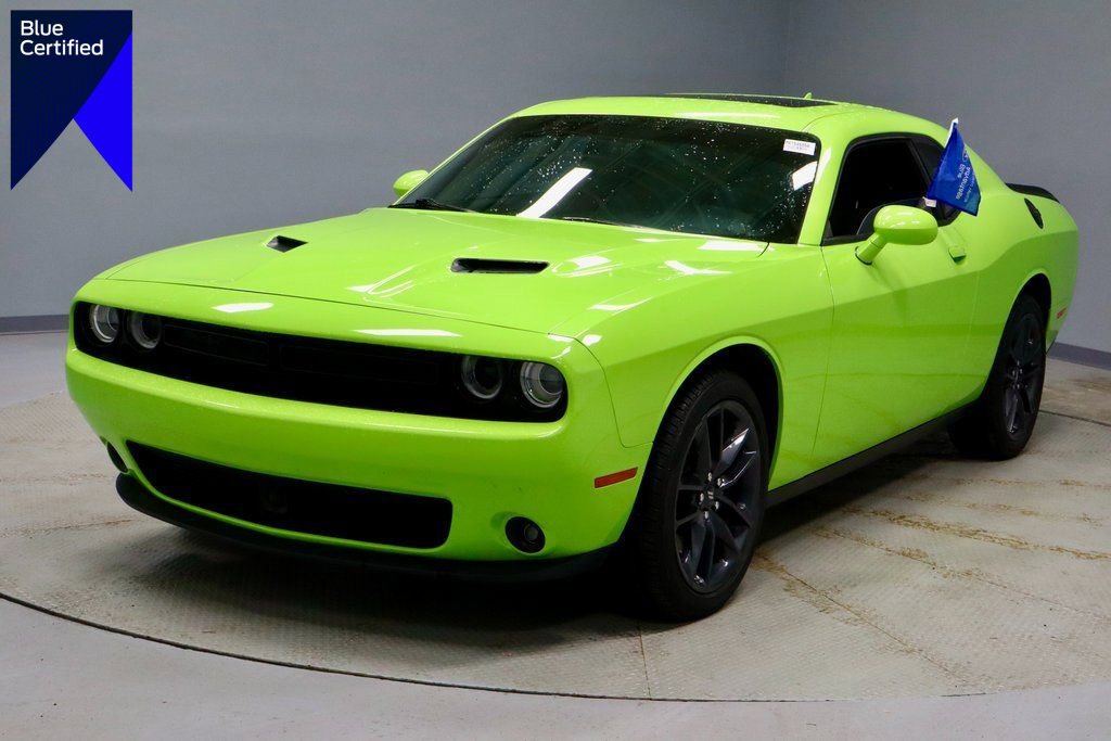 Used 2023 Dodge Challenger SXT w/ Plus Package image 1