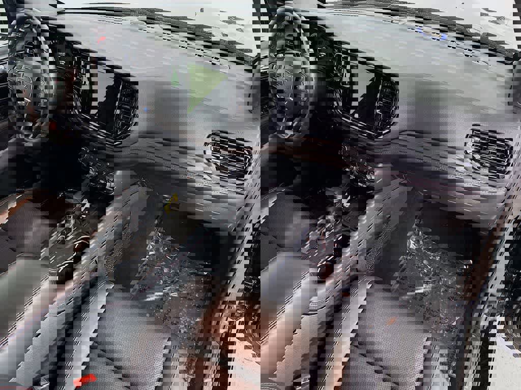 Used 2025 Dodge Durango R/T image 35