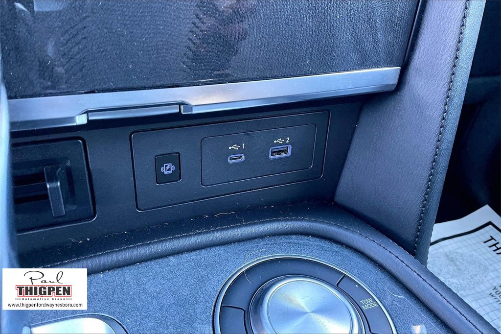 Used 2023 Nissan Armada SL w/ Midnight Edition Package image 32