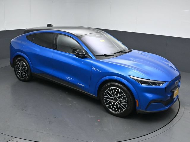 Certified 2025 Ford Mustang Mach-E Premium AWD/4WD image 46