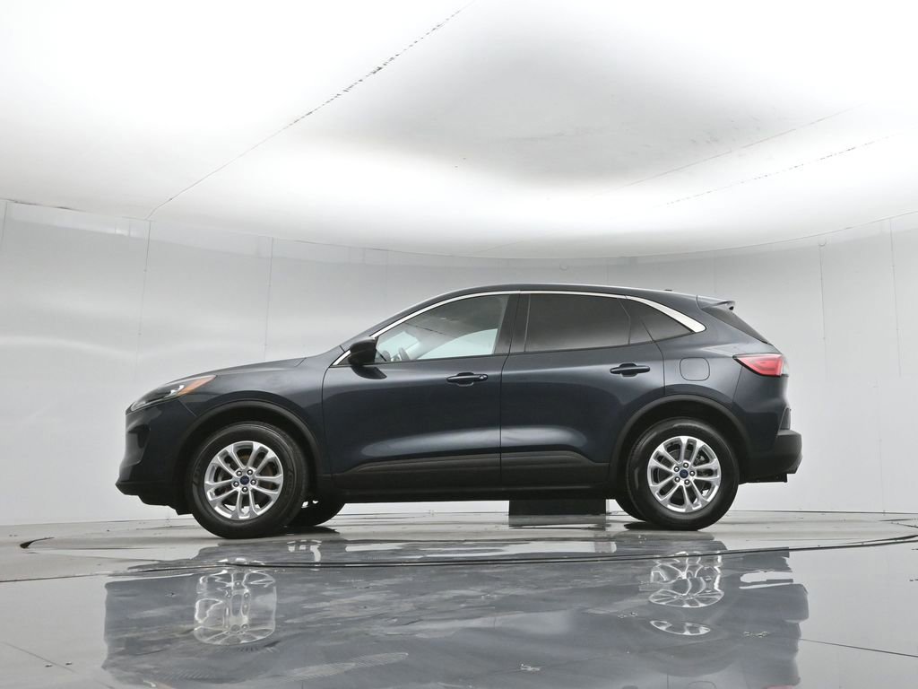 Certified 2022 Ford Escape SE w/ Cold Weather Package AWD/4WD image 25