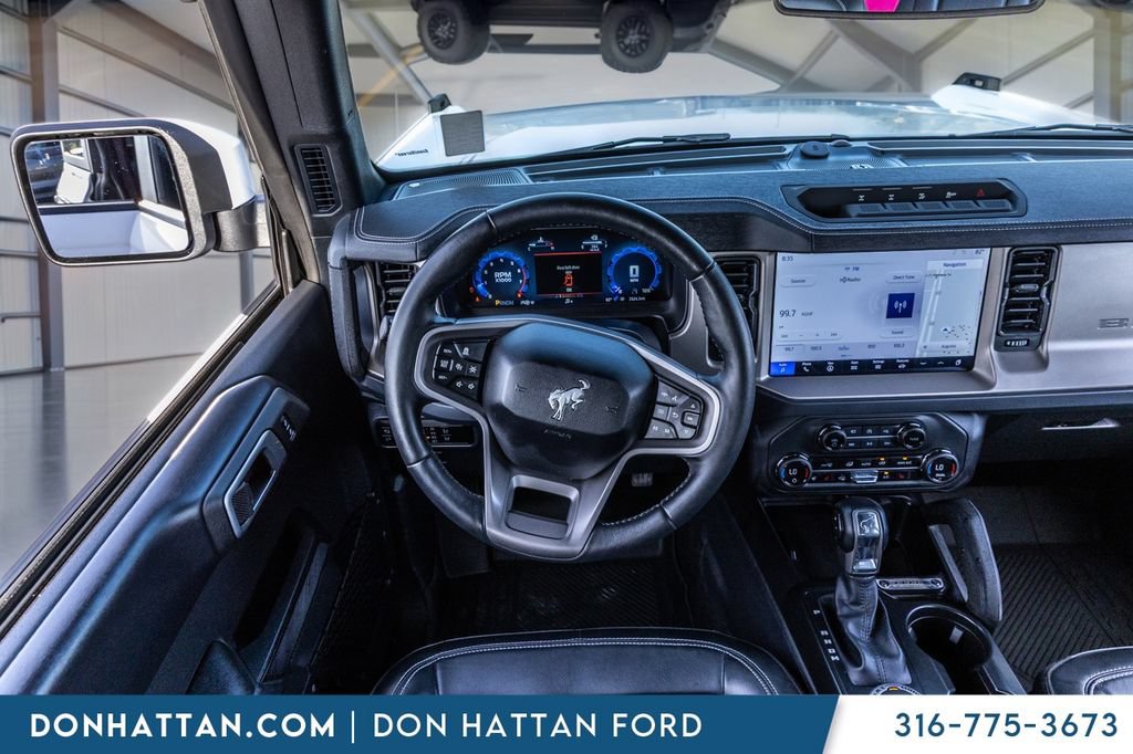Certified 2025 Ford Bronco Outer Banks w/ Sasquatch Package AWD/4WD image 6