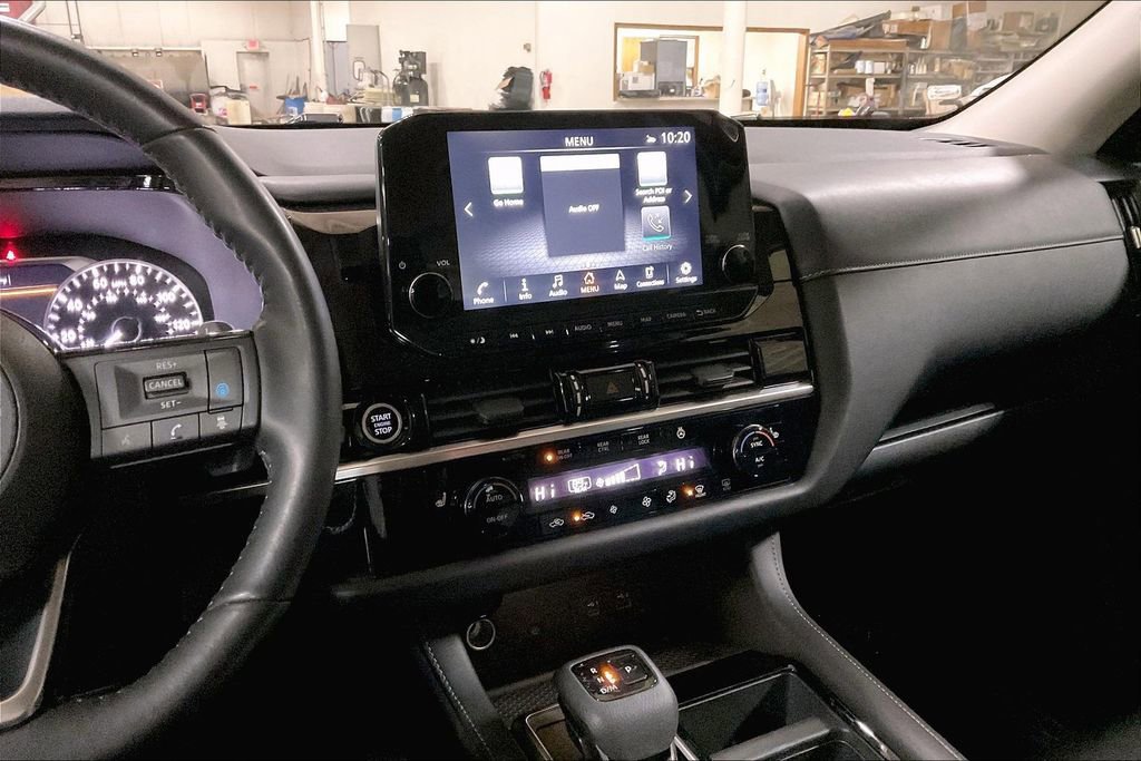 Used 2023 Nissan Pathfinder SL image 8