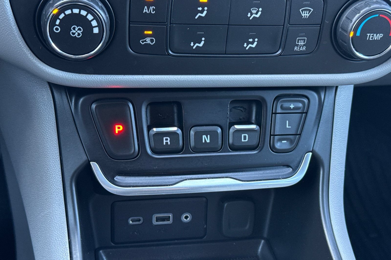 Used 2018 GMC Terrain SLE FWD image 22