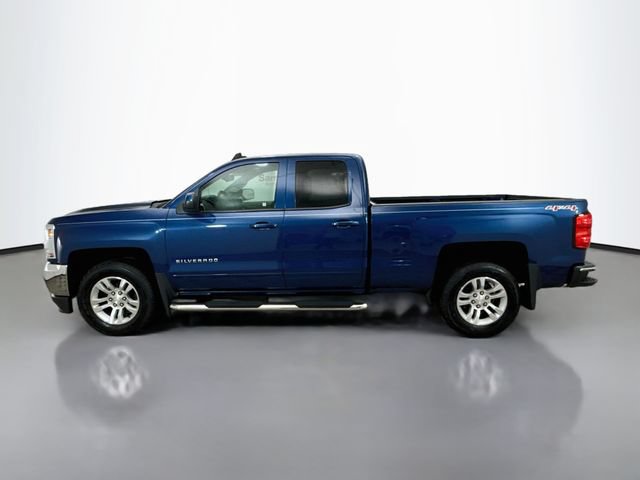 Used 2017 Chevrolet Silverado 1500 LT w/ All Star Edition AWD/4WD image 4