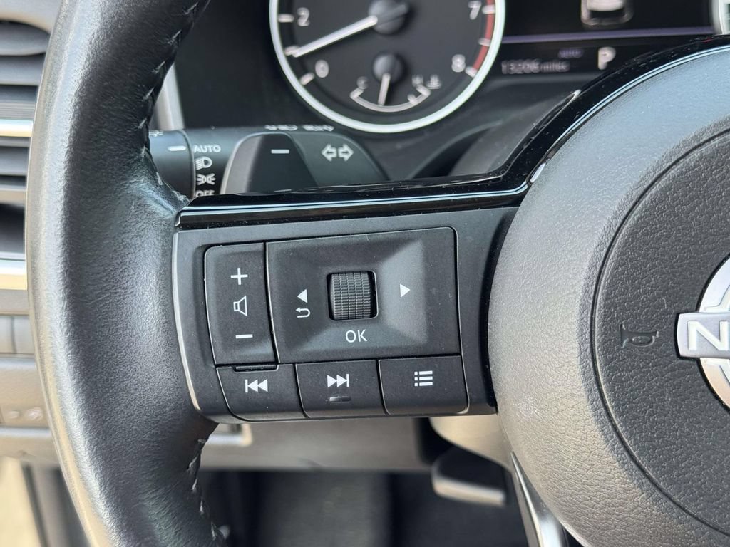 Used 2023 Nissan Rogue SV w/ SV Premium B Package AWD/4WD image 12
